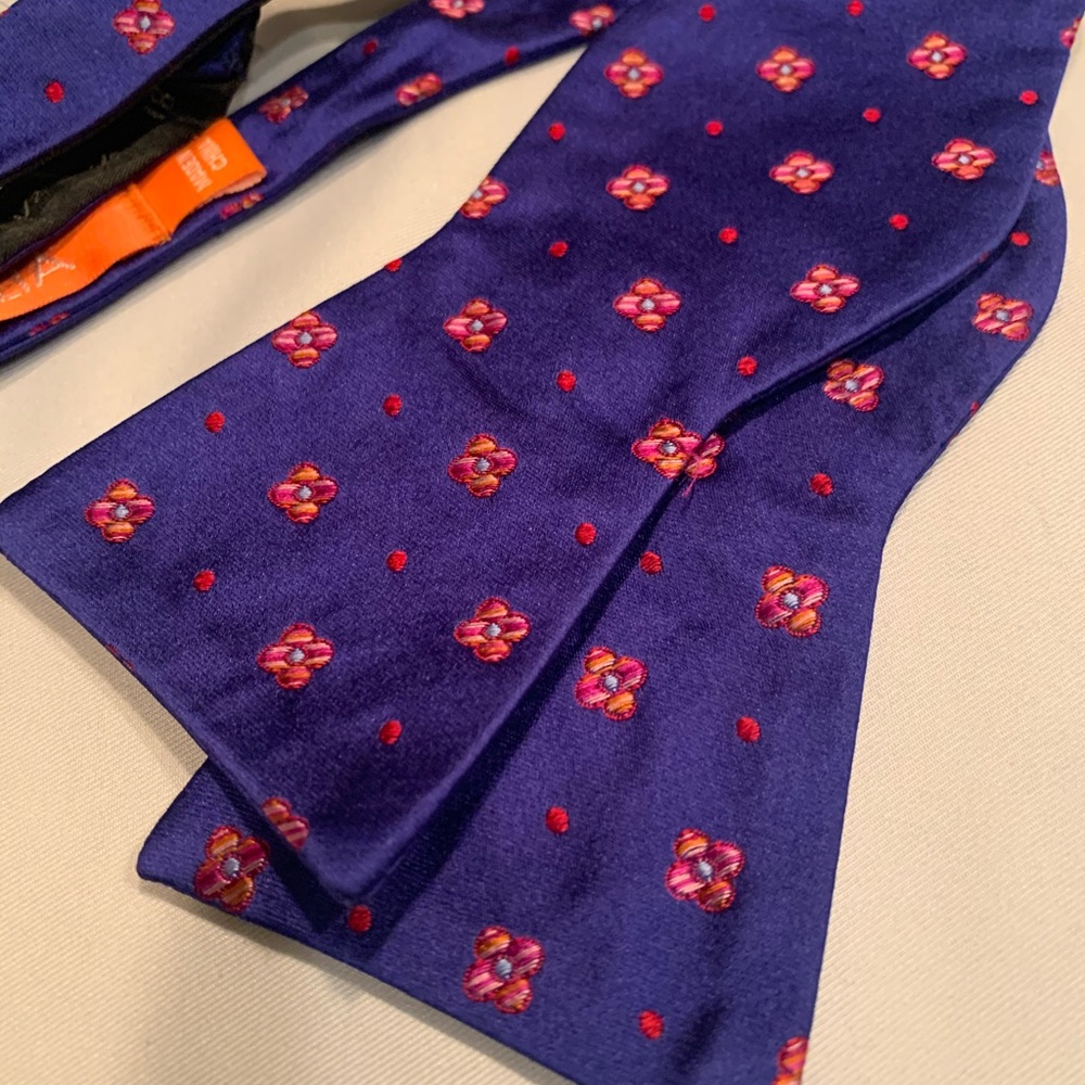 Purple self tie bow tie